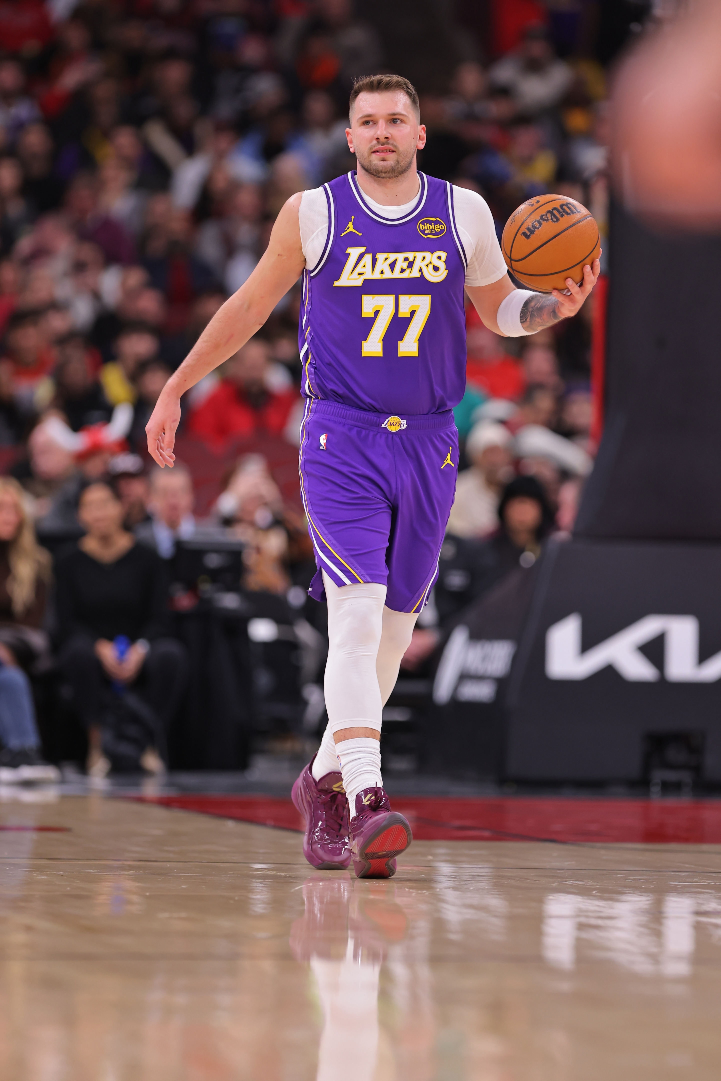 kaiyun-东契奇生涯至今20次砍下45+ 比NBA历史上99.7%的球员都多